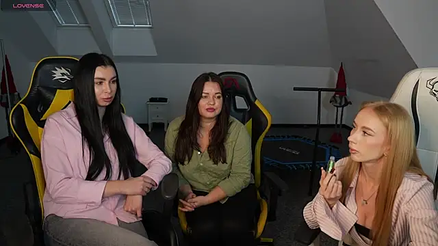 Amelia Blaze online show from October 30, 12:17 pm