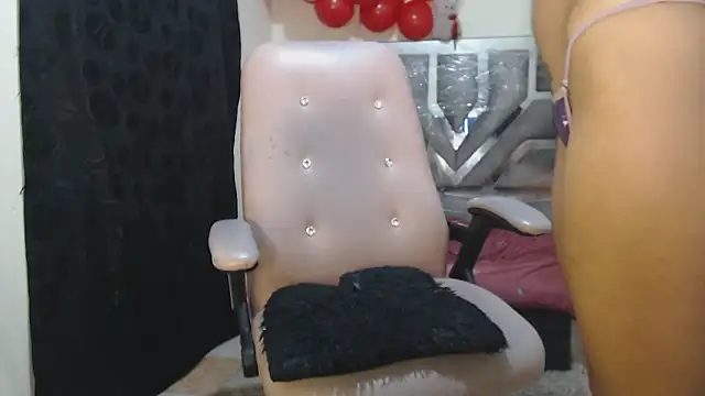 toxxxic cams online show from February 26, 10:03 am