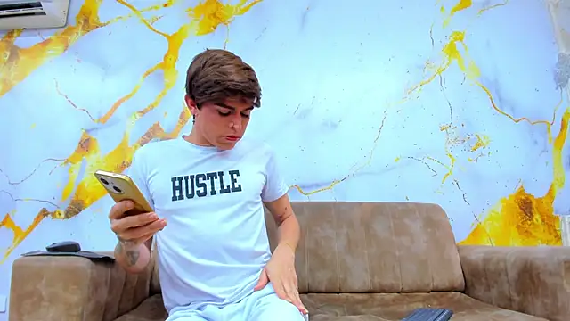 BvlgarVoyss online show from November 28, 8:23 pm