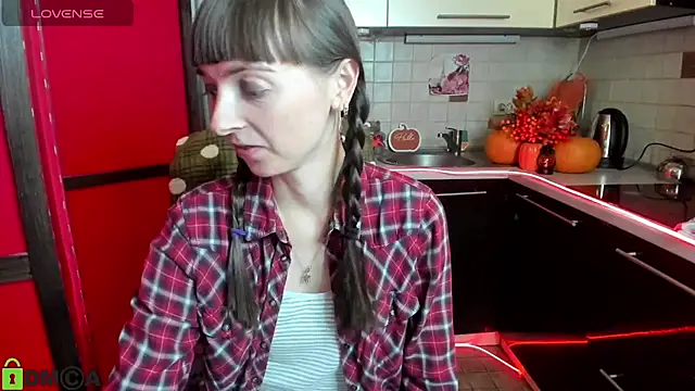 TayanaJons online show from October 17, 7:44 am