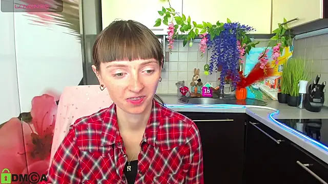 TayanaJons online show from April 15, 7:20 am