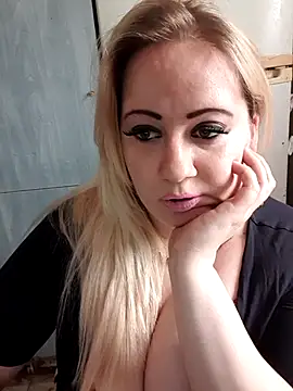 D Marinna online show from January 7, 1:25 pm