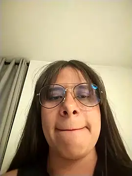 emily adams01 online show from March 28, 11:58 pm