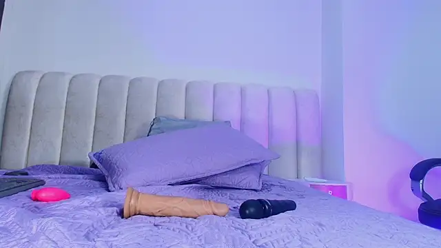  sex mia online show from November 14, 7:47 pm