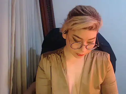 diane fergusson online show from March 24, 7:14 am