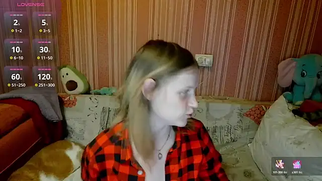 Kathlyn  Heath online show from April 16, 9:39 pm