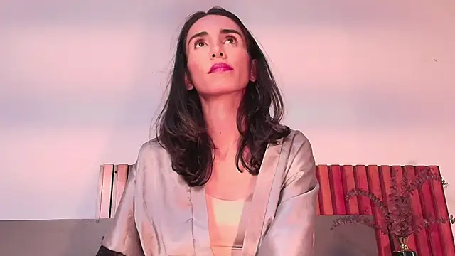 Nina Cavaali online show from October 30, 7:37 pm