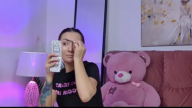 NicolLopeze online show from November 23, 4:30 pm