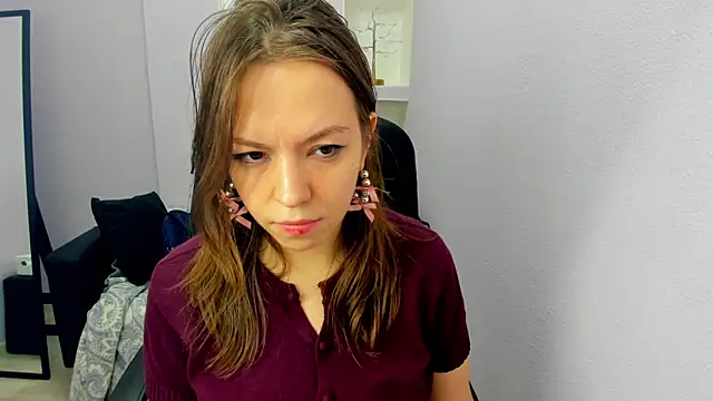 Persephoni online show from March 30, 10:37 am