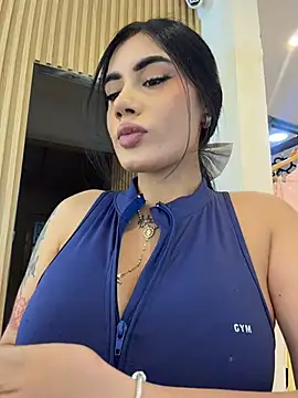 clarachanelricek online show from April 21, 8:05 pm