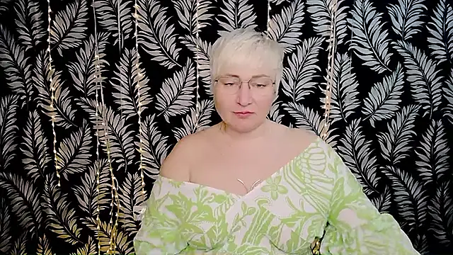 Olivia playful online show from April 14, 10:04 am