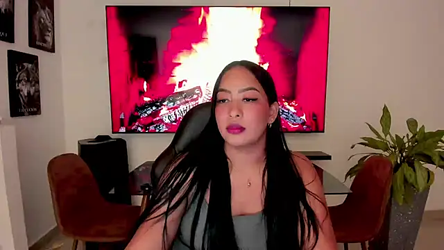 brunetenikole02 online show from October 17, 2:15 am