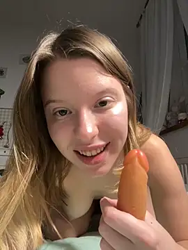 kimczii online show from January 14, 11:59 am