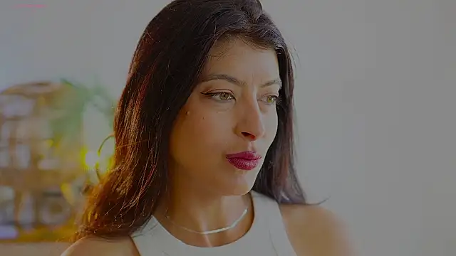 anabelcurvy online show from March 18, 2:44 pm