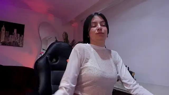 Meghan320 online show from February 7, 12:20 pm