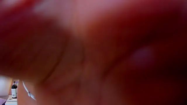 Aisharhodes00 online show from October 15, 8:44 pm