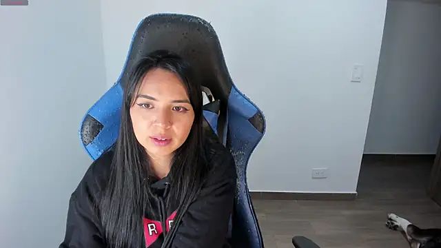 Emily Nicole online show from October 11, 2:16 am