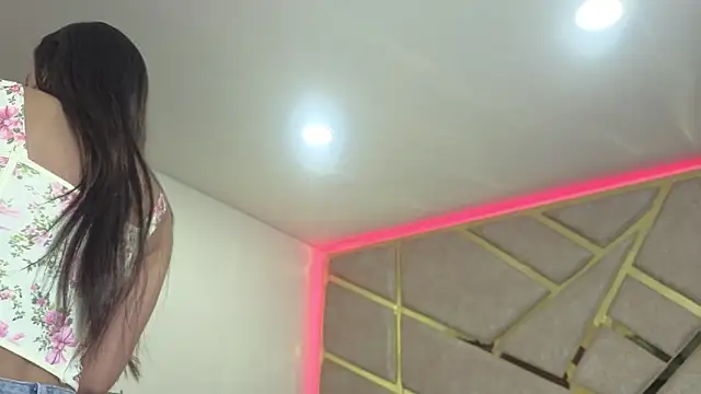  emma miller  online show from February 15, 11:09 am