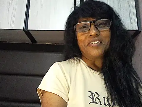 MsAttitude online show from January 11, 1:05 pm