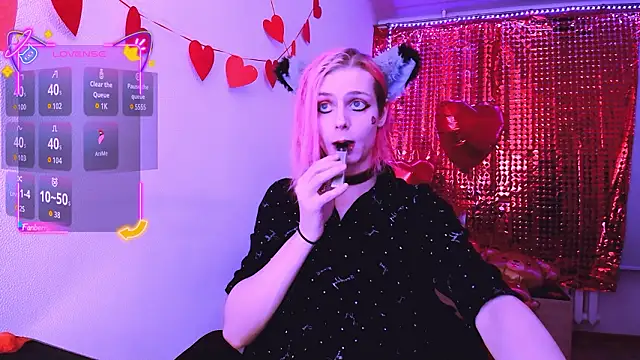 Littlepinkcat online show from February 12, 7:15 pm