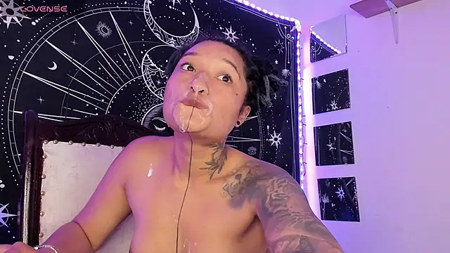 Eva Lee  online show from October 5, 9:25 am