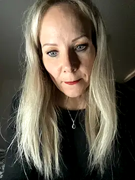 Sexual Lovable Doll online show from October 27, 4:02 pm