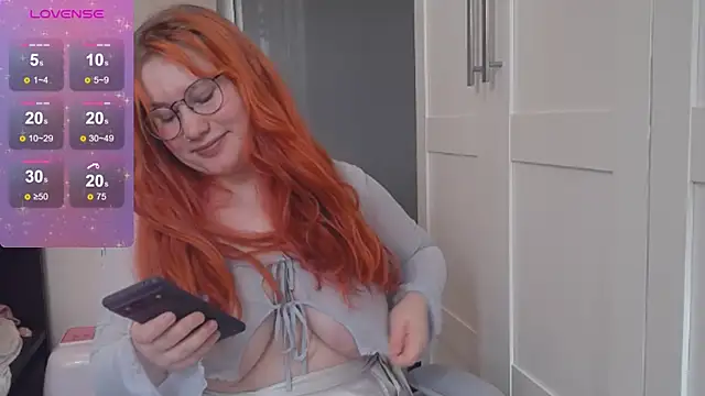 FluffyRainbowKity online show from September 26, 10:13 am