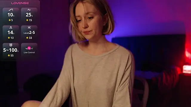 iilovetomatoes online show from April 16, 9:25 pm