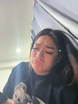 LuceroRm online show from October 3, 5:23 am