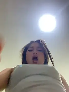 LuceroRm online show from June 4, 2:39 am