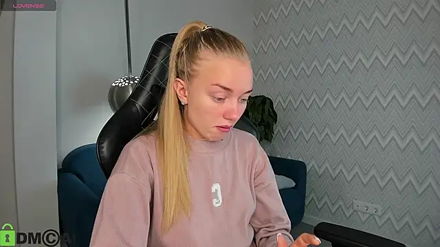 Barbie Lis online show from September 11, 12:44 am