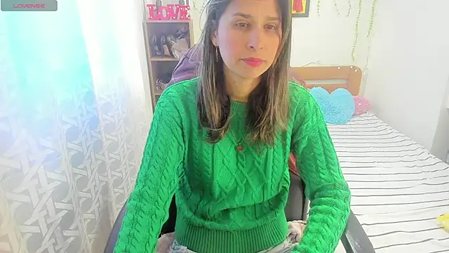 lauren ashlee online show from October 19, 4:31 pm