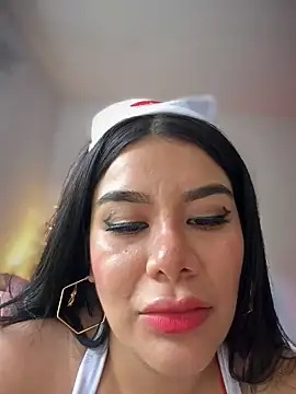 Insane Issa online show from March 3, 8:26 pm