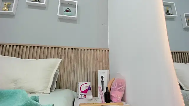 SalommeeT online show from October 12, 9:39 pm