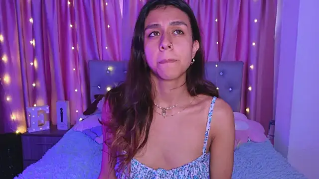 Emiily Scott1 online show from September 8, 9:47 pm