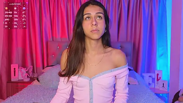 Emiily Scott1 online show from March 11, 10:56 pm