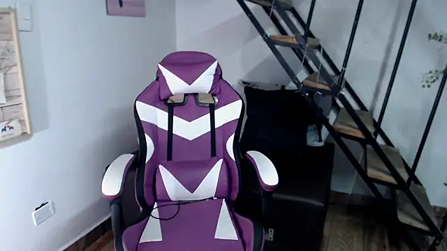 samantha baby  online show from October 9, 8:57 pm