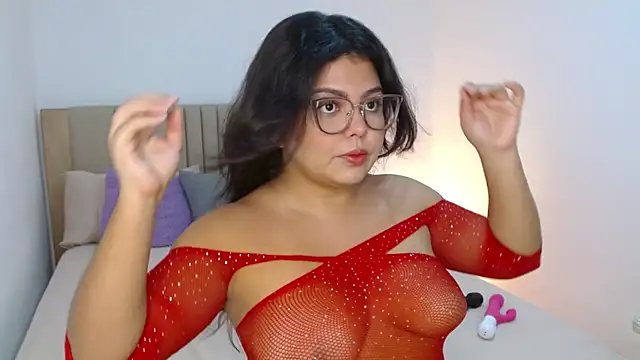 kiara-evans02 online show from June 9, 11:48 pm