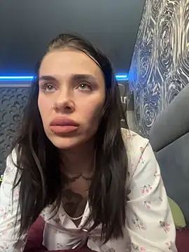 Queen of pain online show from March 1, 8:14 am