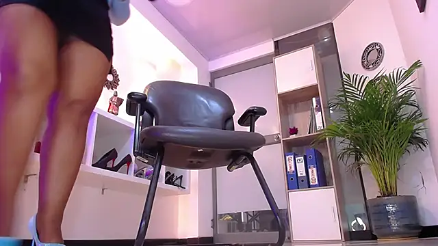 Natashaclaus04 online show from September 18, 2:37 pm