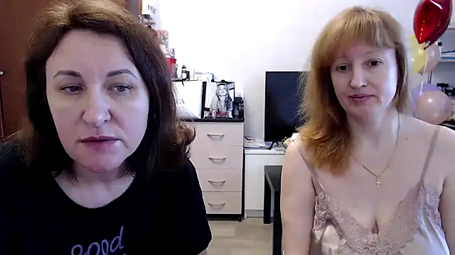 DonnaMagdalena online show from March 17, 8:18 am