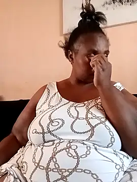 ZOQULUx online show from March 2, 12:45 pm