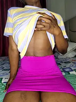 NicRaisaa online show from March 31, 4:12 am