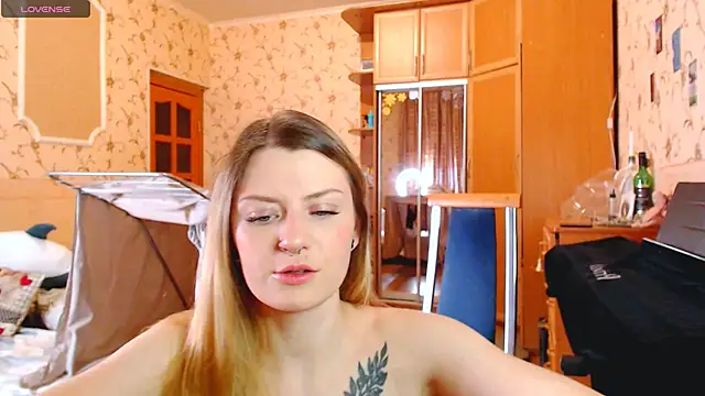 MarySweetness online show from January 15, 8:31 am