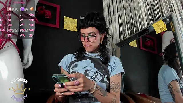 trinitty online show from October 25, 3:30 pm