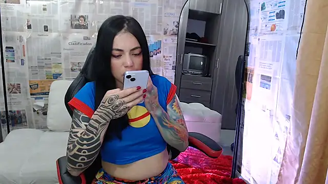 i am nina  online show from September 23, 11:03 pm