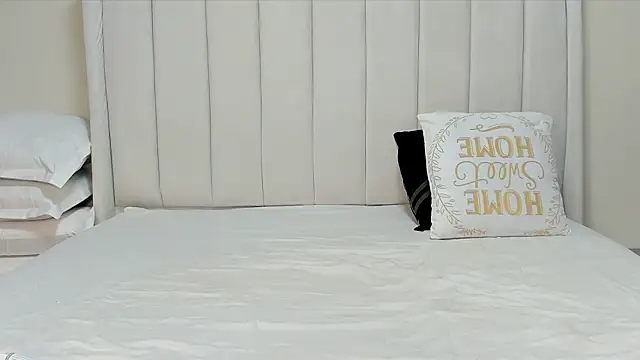  heavenlysent online show from February 20, 3:49 am