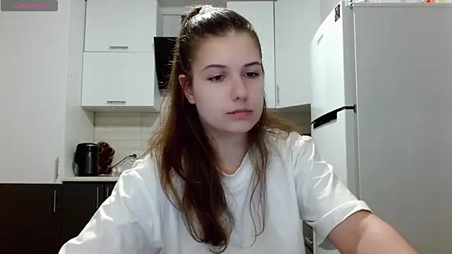 SayMeow  online show from June 6, 1:23 am