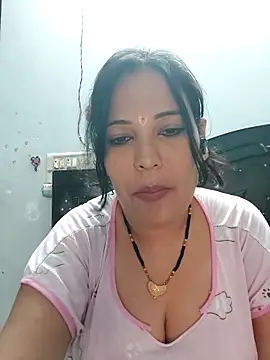 Poojabhabi101 online show from October 4, 5:24 am