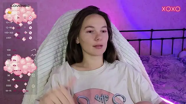 lil luna x online show from October 7, 8:46 pm